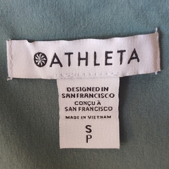 ATHLETA Swing Forward Pleated Tank in Teal Green - Picture 5 of 7